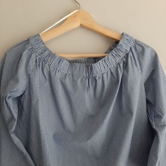 LORD & TAYLOR Bell Sleeve Top Scoop / Off Shoulder Blue & White Stripe Sz XS - Picture 10 of 14
